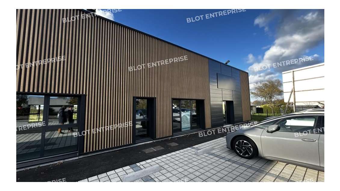 A vendre bureaux 164m² bruts de béton La Bouëxière