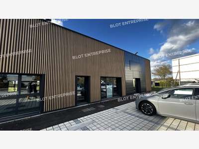 A vendre bureaux 164m² bruts de béton La Bouëxière
