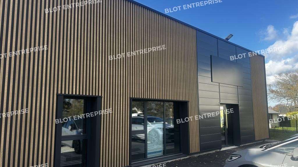 A vendre bureaux 164m² bruts de béton La Bouëxière