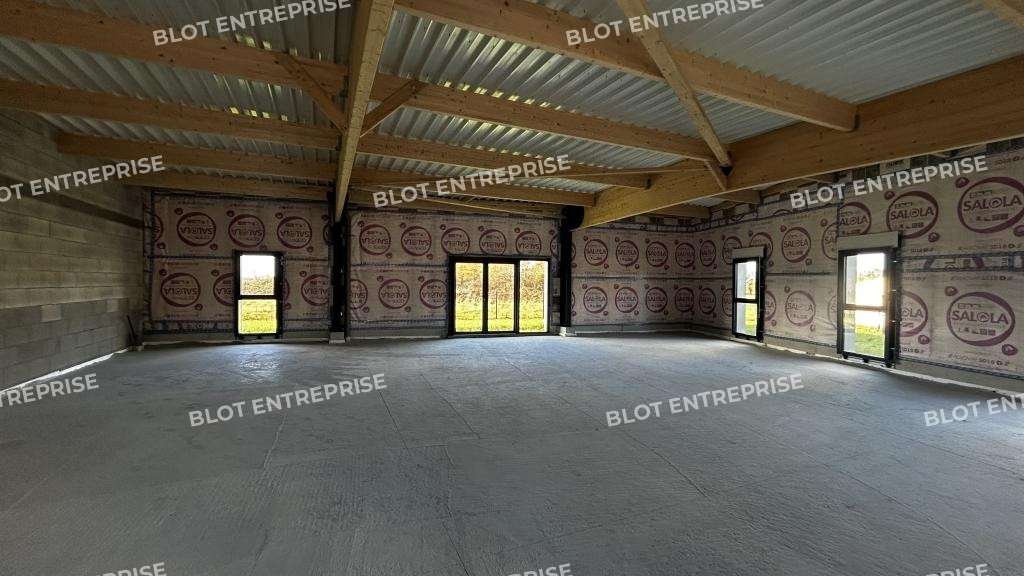 A vendre bureaux 153m² bruts à La Bouëxière