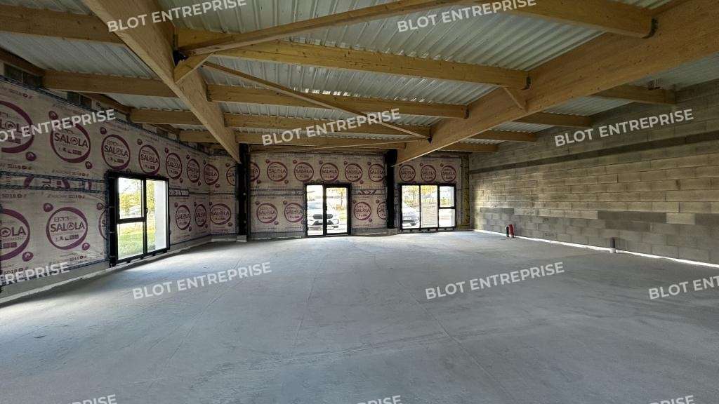 A vendre bureaux 153m² bruts à La Bouëxière