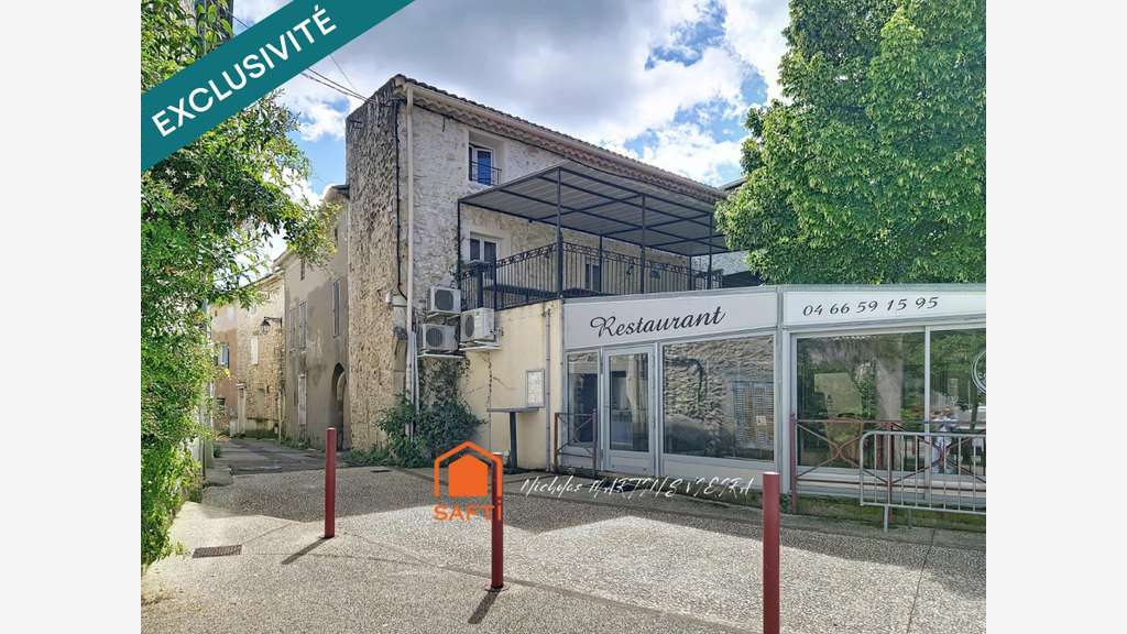Vente immeuble mixte à La Calmette