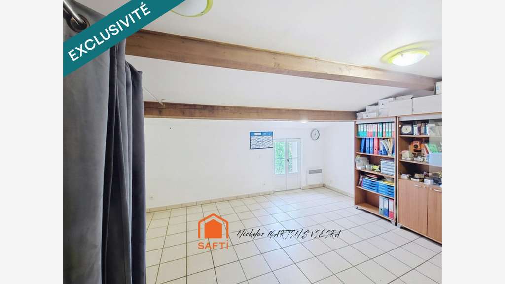 Vente immeuble mixte à La Calmette