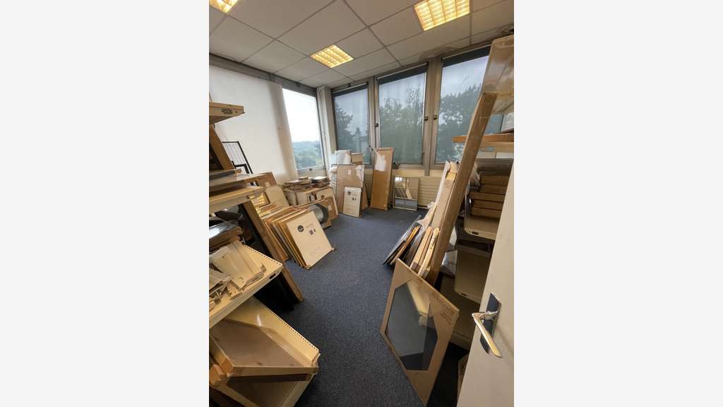 Bureaux 806m² à vendre à La Celle-Saint-Cloud