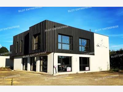 A vendre bureaux 548m² à La Chapelle-des-Fougeretz