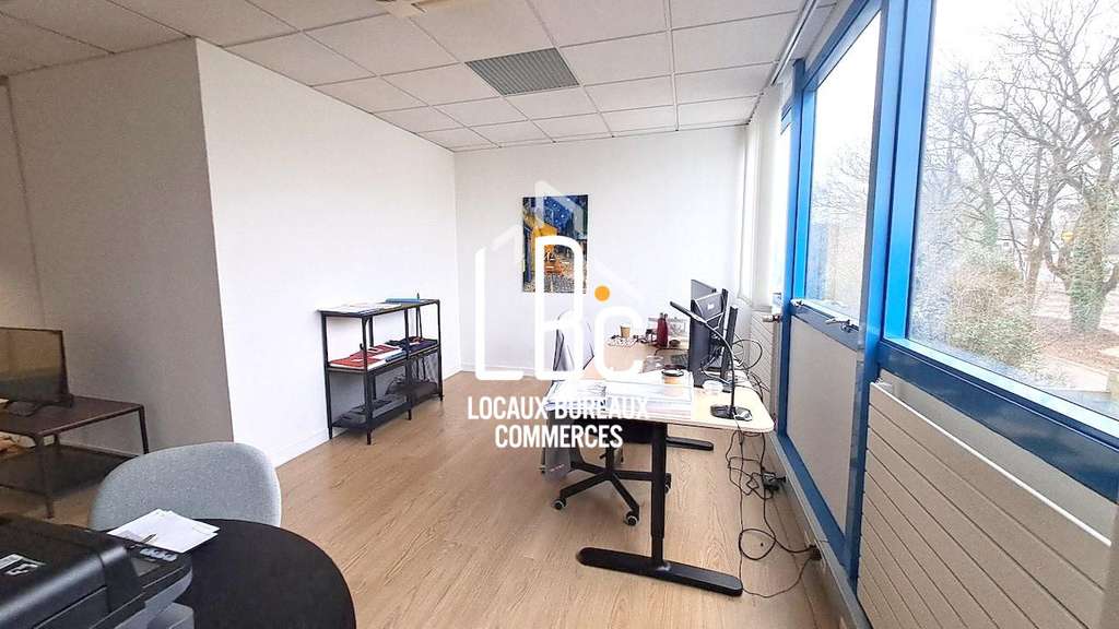 Immeuble de bureaux 1370m² à La Chapelle sur Erdre