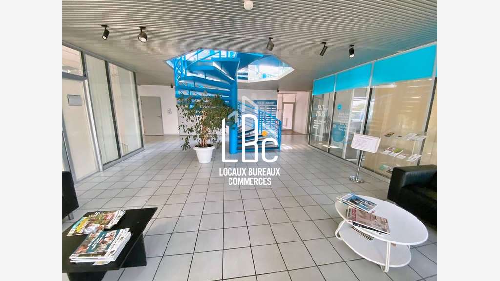 Immeuble de bureaux 1370m² à La Chapelle sur Erdre