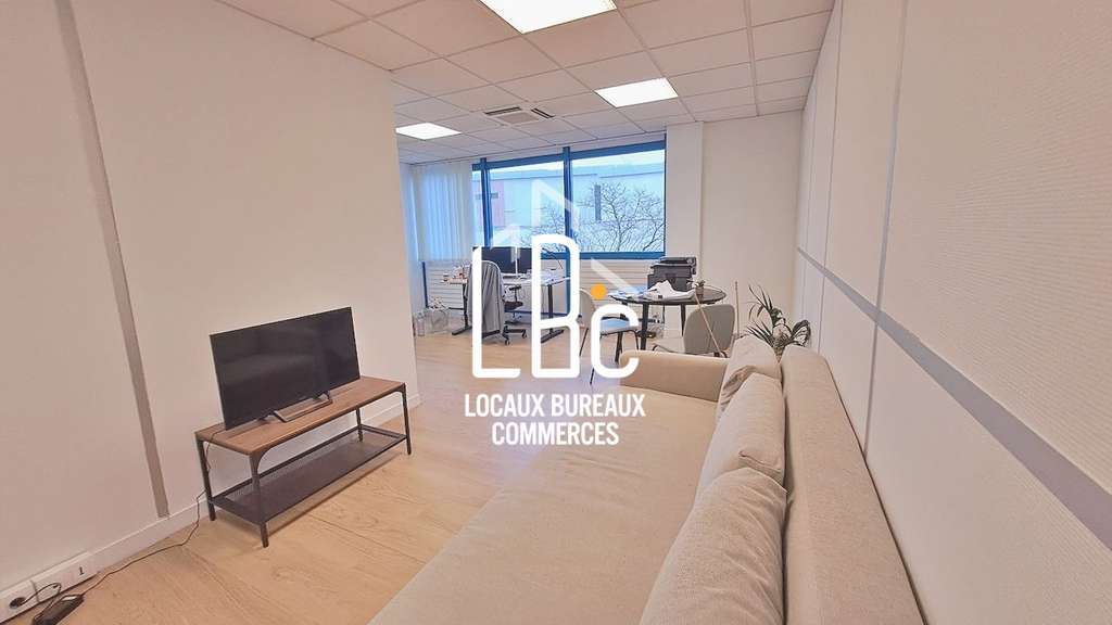 Immeuble de bureaux 1370m² à La Chapelle sur Erdre