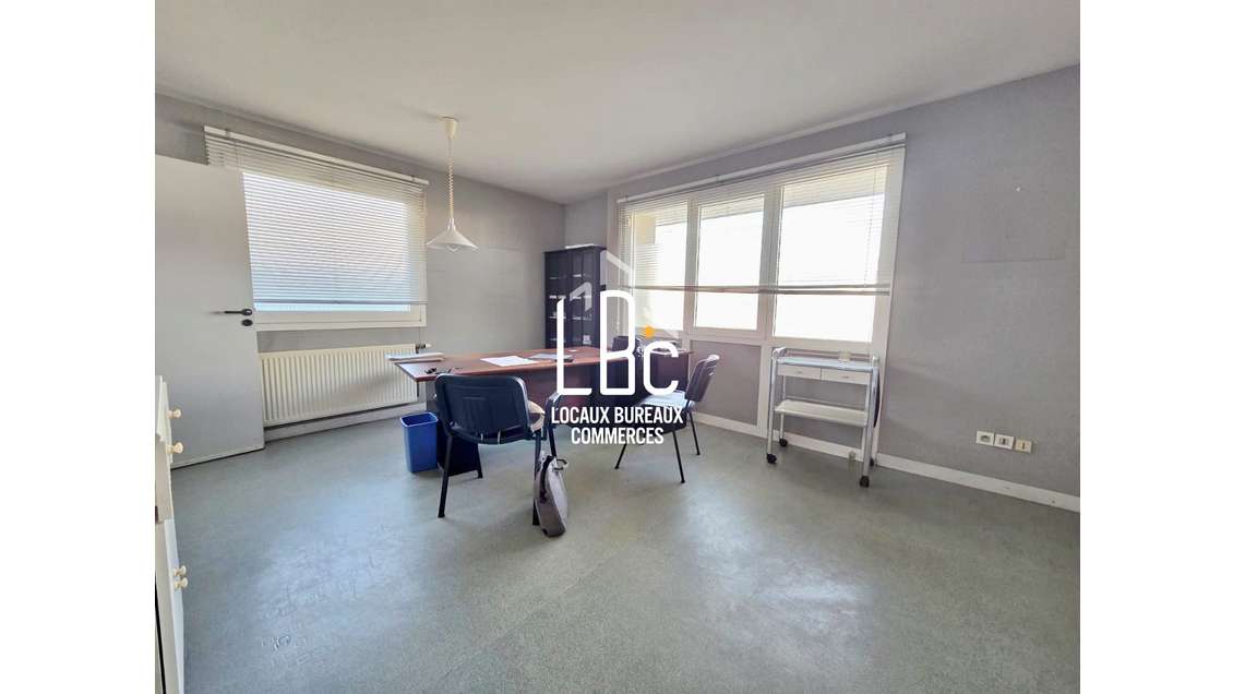 Bureaux 95m² à vendre à La Chevrolière 