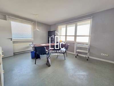 Bureaux 95m² à vendre à La Chevrolière 