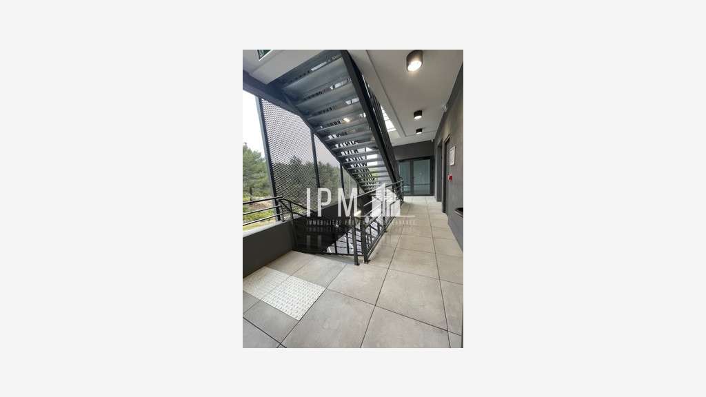 Bureaux 325m² à vendre ATHELIA IV La Ciotat 13600
