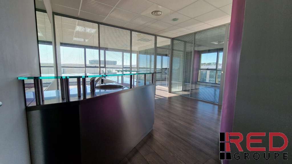 Vente bureaux 155m² R+1 La Ciotat Zone Athélia IV