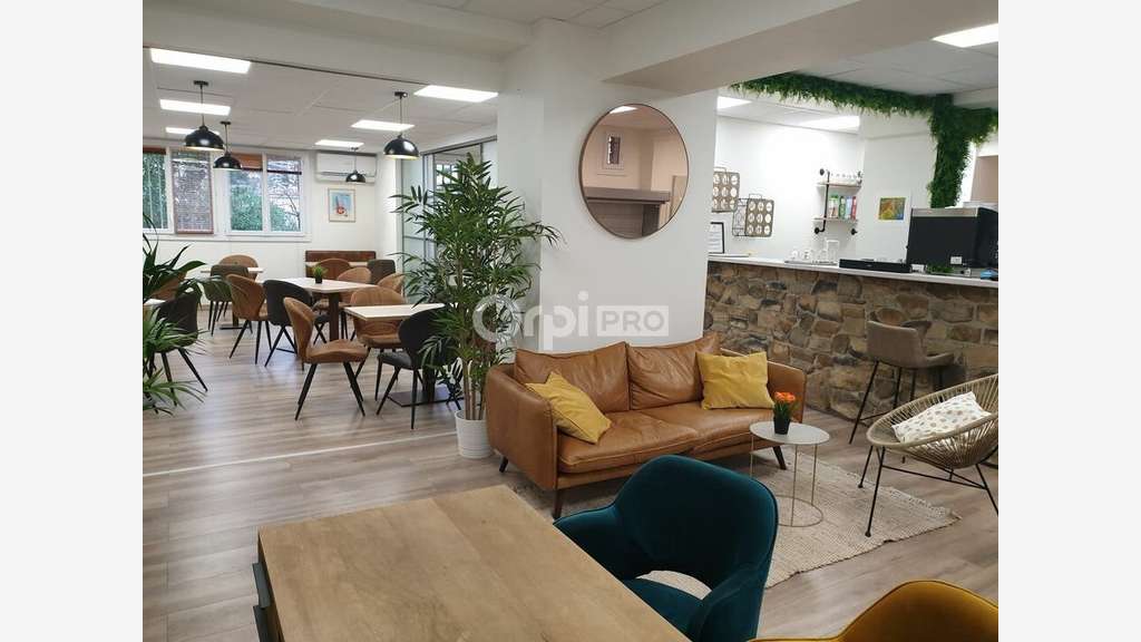 Murs commerciaux 340m² à vendre à La Garde centre