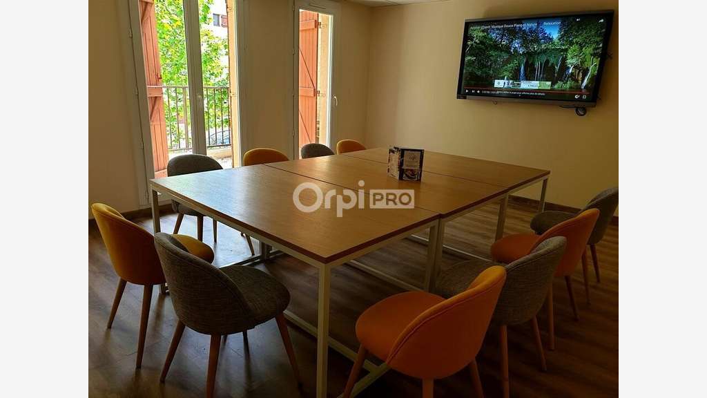 Murs commerciaux 340m² à vendre à La Garde centre