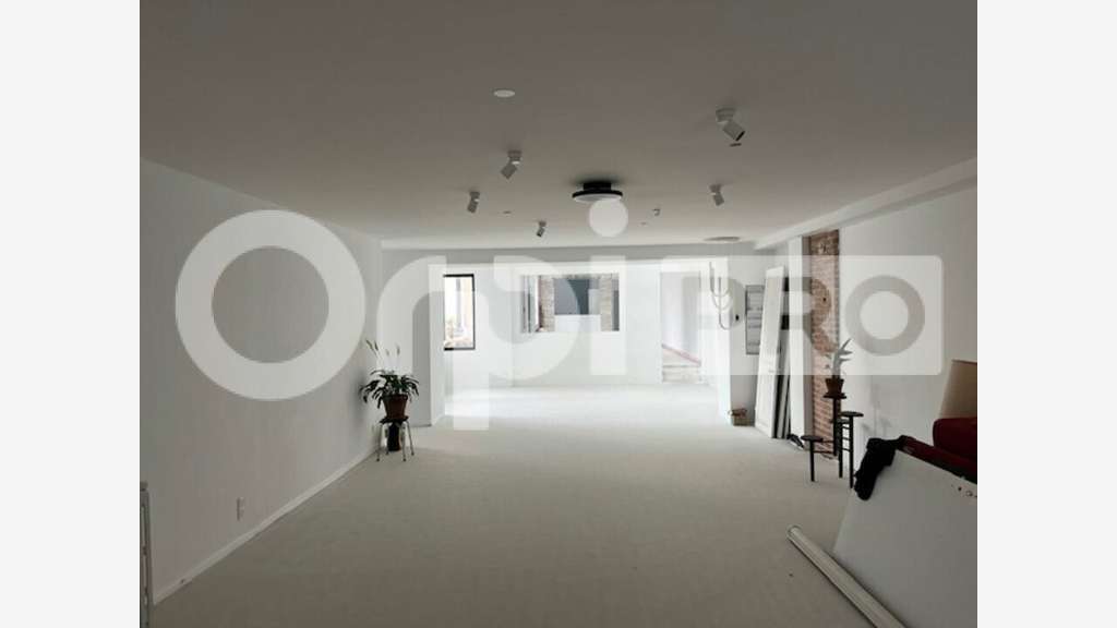 Immeuble commercial 237m² à vendre à La Rochelle