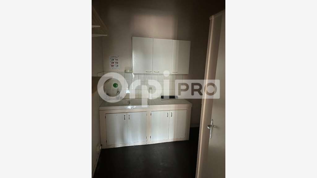 Immeuble commercial à vendre à La Rochelle