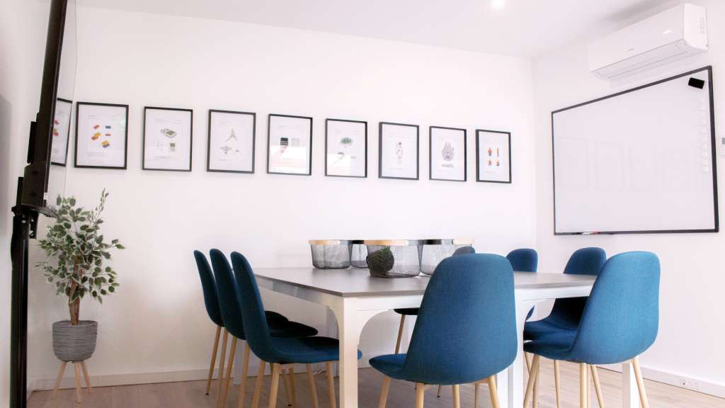 AV bureaux clés en main rénovés 187m² La Rochelle