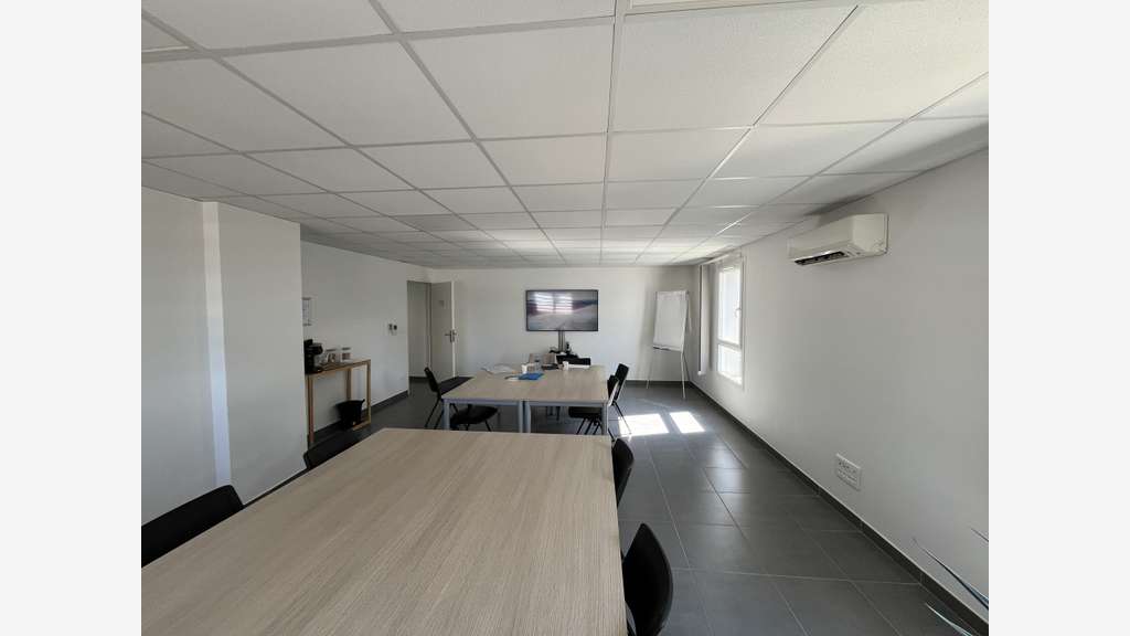 Vente immeuble de bureaux à la Seyne sur Mer