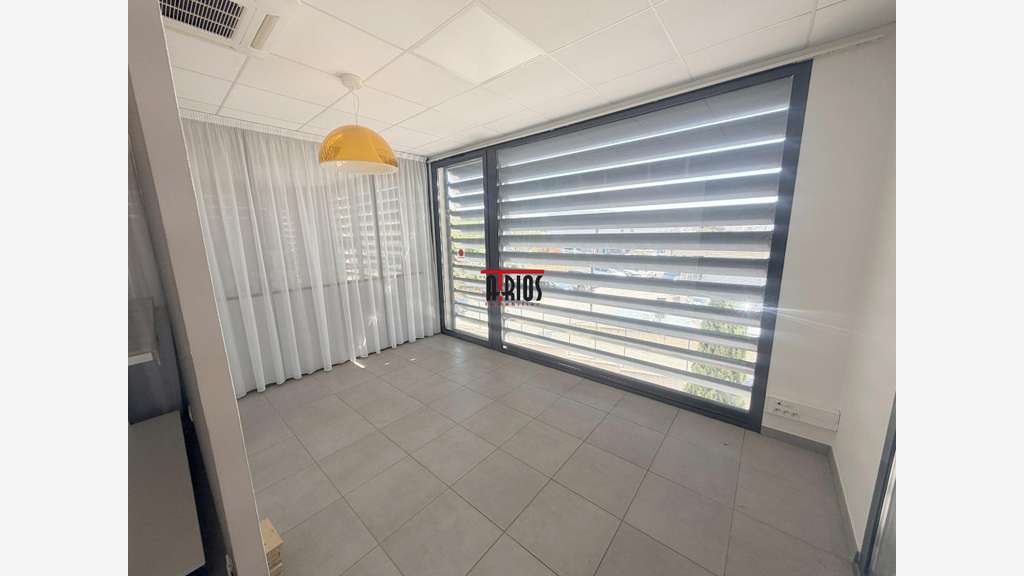 Vente bureaux de 110m² en R+1 à la Seyne sur Mer