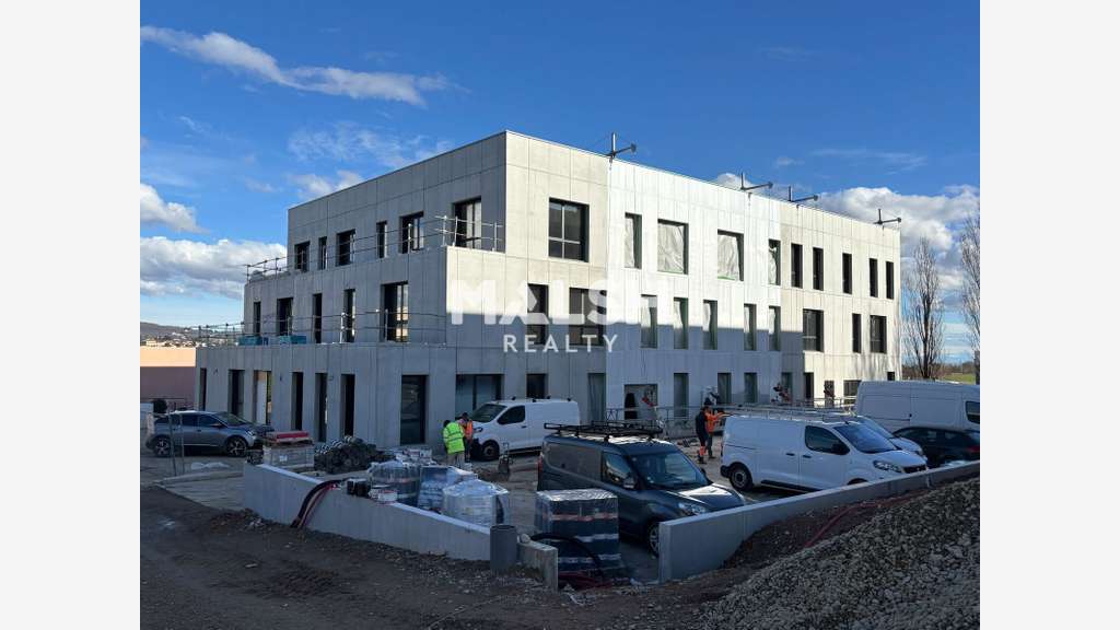 AV bureaux dès 75,21m² à La Tour-de-Salvagny