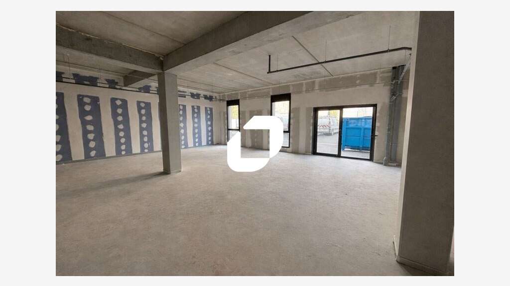 Vente Bureaux 600m² La tour de salvagny