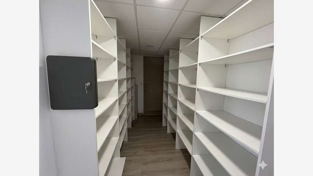 Vente bureaux 121m² à La Valette Parc Saint-Claire