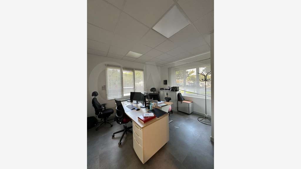 A vendre immeuble de bureaux 585m² à Lannion