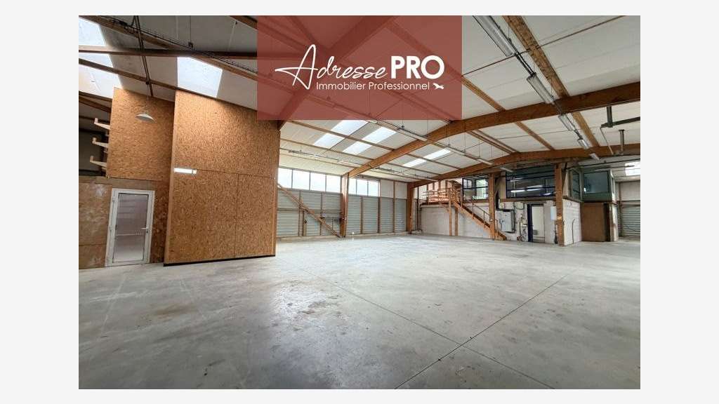 Murs-LANRIVOARE-1185 m²