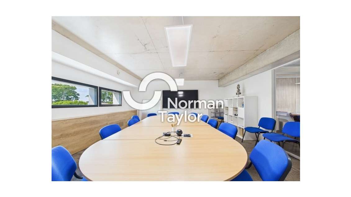 Bureaux 329m² à vendre à Lattes Boirargues