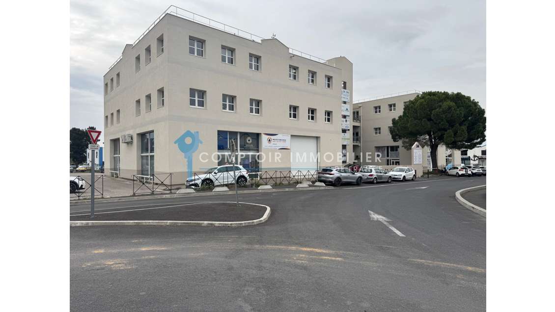 AV Open Space de 121m² à Lattes ZAC Puech Radier