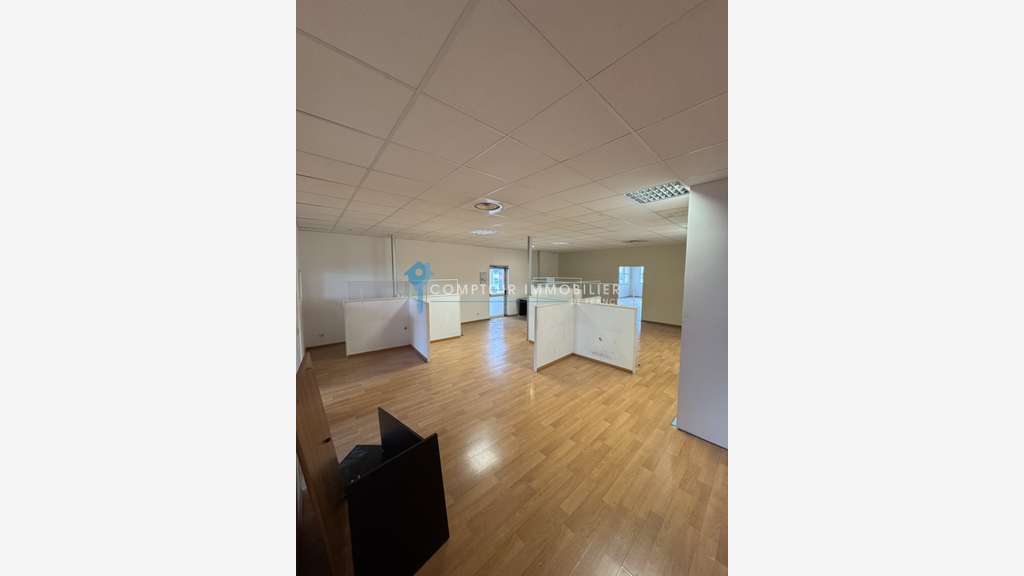 AV Open Space de 121m² à Lattes ZAC Puech Radier