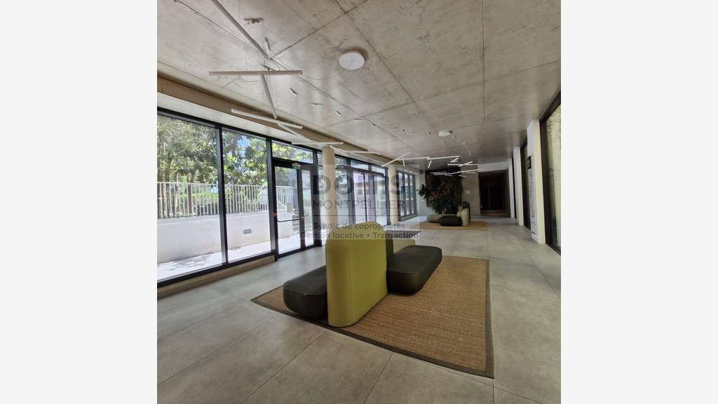 Vente bureaux de 329m² à Lattes Boirargues