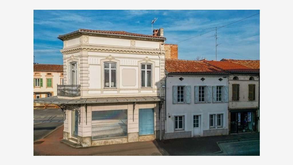 À vendre bureaux 1538m² au cœur de Lavaur