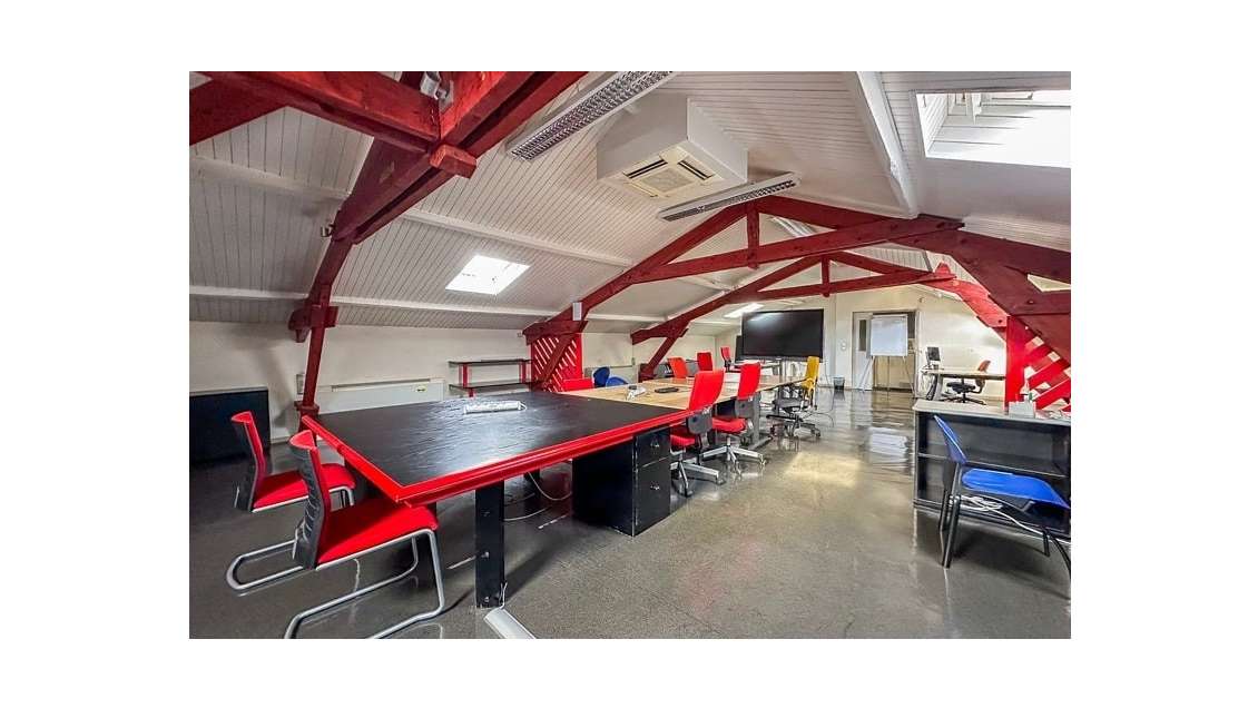 À vendre bureaux 1538m² au cœur de Lavaur