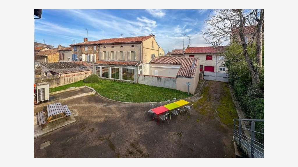 À vendre bureaux 1538m² au cœur de Lavaur
