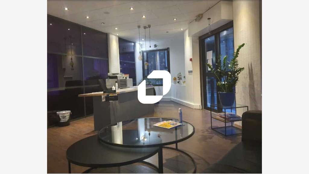 Vente Bureaux 222m² Le kremlin bicetre