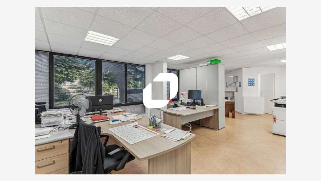 Vente Bureaux 80m² Le kremlin bicetre