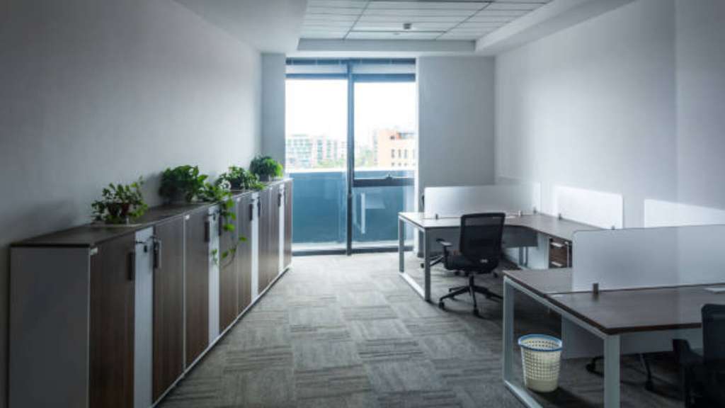 A vendre plateaux de bureaux neufs 200m² Le Mans