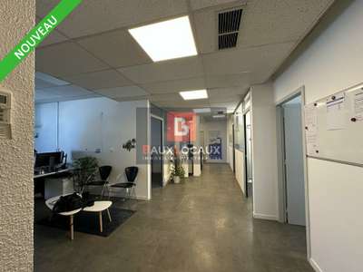 Bureaux 148m² RDC à vendre sur avenue au Pontet