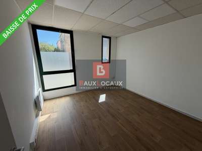 Bureaux 148m² RDC à vendre sur avenue au Pontet