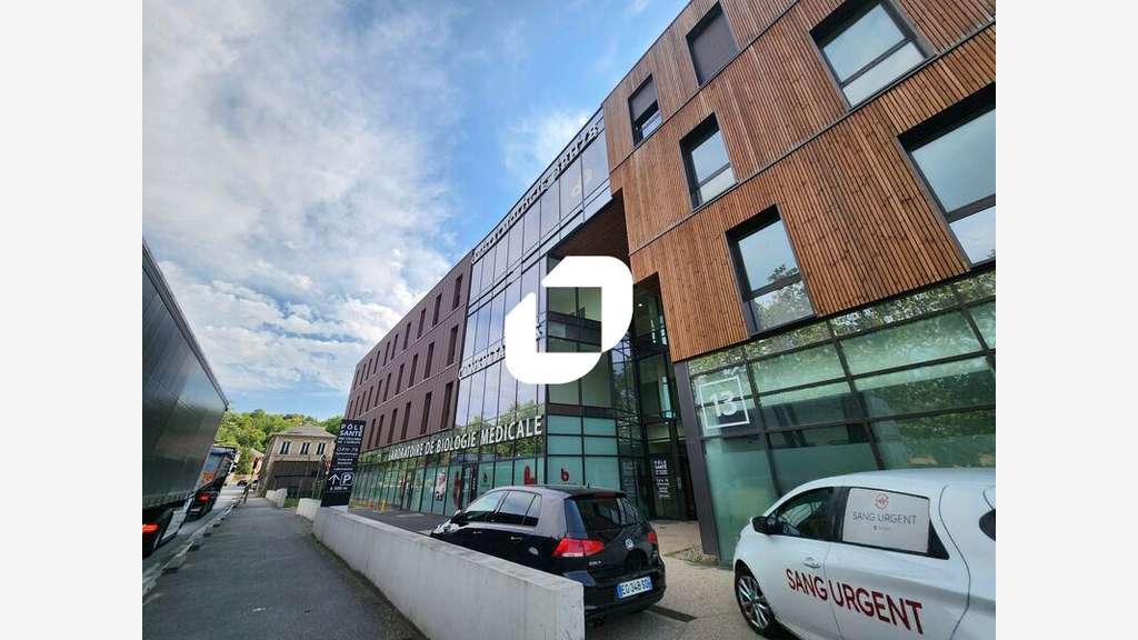 Vente Bureaux 107m² Le port marly