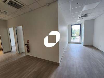 Vente Bureaux 107m² Le port marly