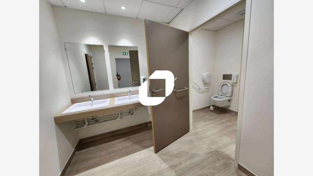 Vente Bureaux 107m² Le port marly