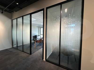 A Vendre / à louer bureaux 220m² à Le Rheu