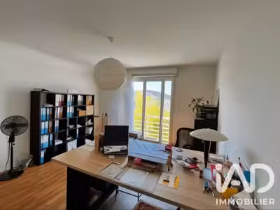 Vente bureaux 180m² au Taillan-Médoc