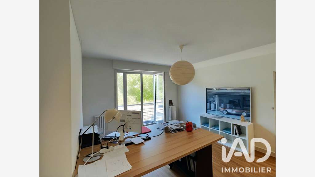 Vente bureaux 180m² au Taillan-Médoc