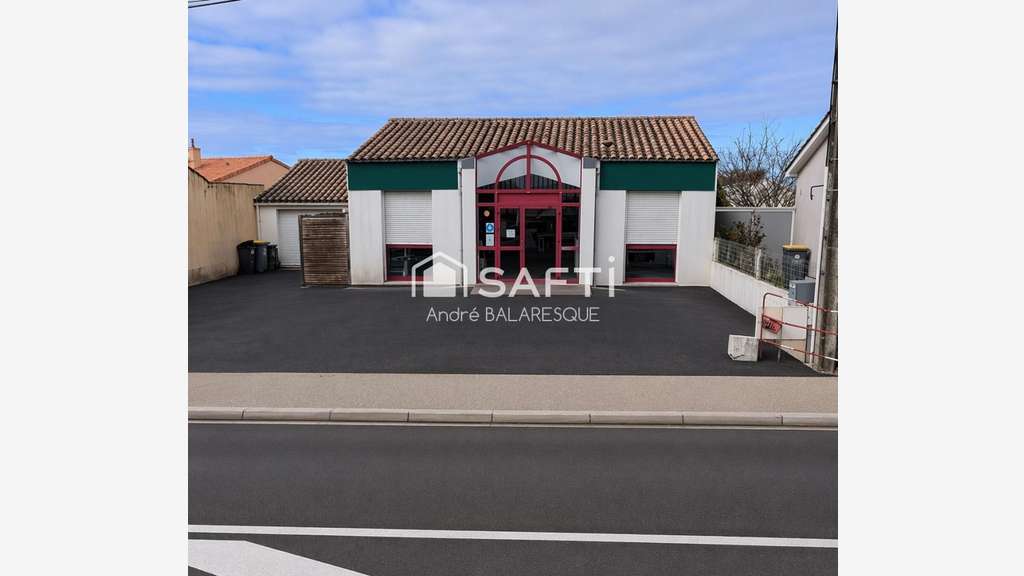 Local 121m² forte visibilité Les Sables d’Olonne