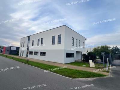 A vendre bureaux 652m² aux Sorinières