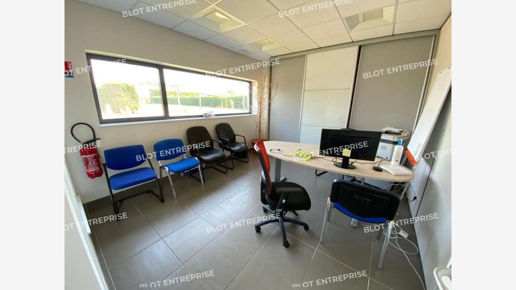 A vendre bureaux 652m² aux Sorinières