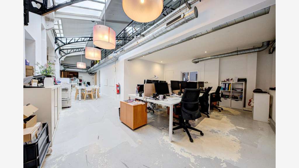 Immeuble de bureaux Levallois-Perret Louise Michel